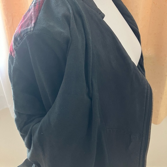 Gently Used Classic Leather Moto Jacket. - Picture 7 of 12